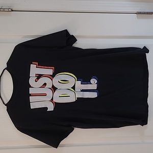 Nike tee